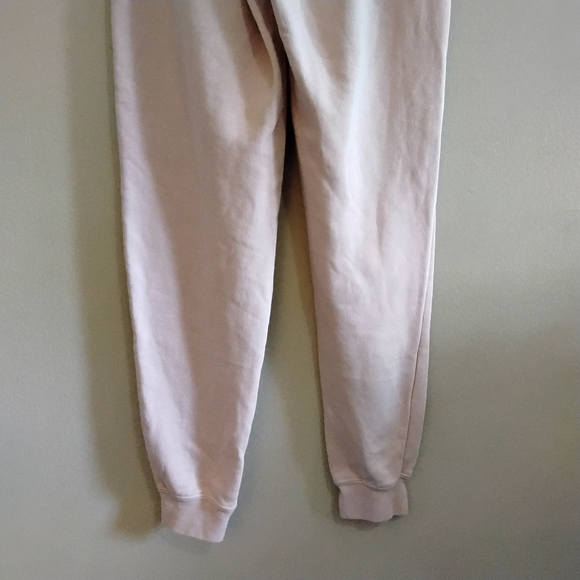 Nike Pastel Pink Jogger Sweatpants with Crochet Flower & Logo – Size XS GUC - Picture 13 of 15